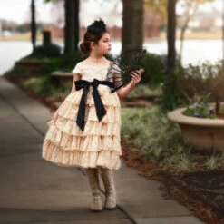 BELLISSIMO VENTILATORE 11 BELLISSIMO VENTILATORE -Trish Scully 1 549648a5 0825 4d2a aa42 5f984903bc2d