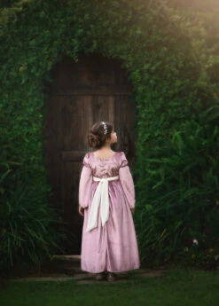 MEDIEVAL PRINCESS -Trish Scully 295 4