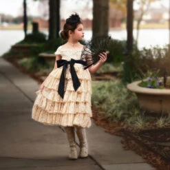 BLACK PILLBOX HAT 11 BLACK PILLBOX HAT -Trish Scully 2 a39f3239 d6f6 4a85 a168 6ca7eeddde58