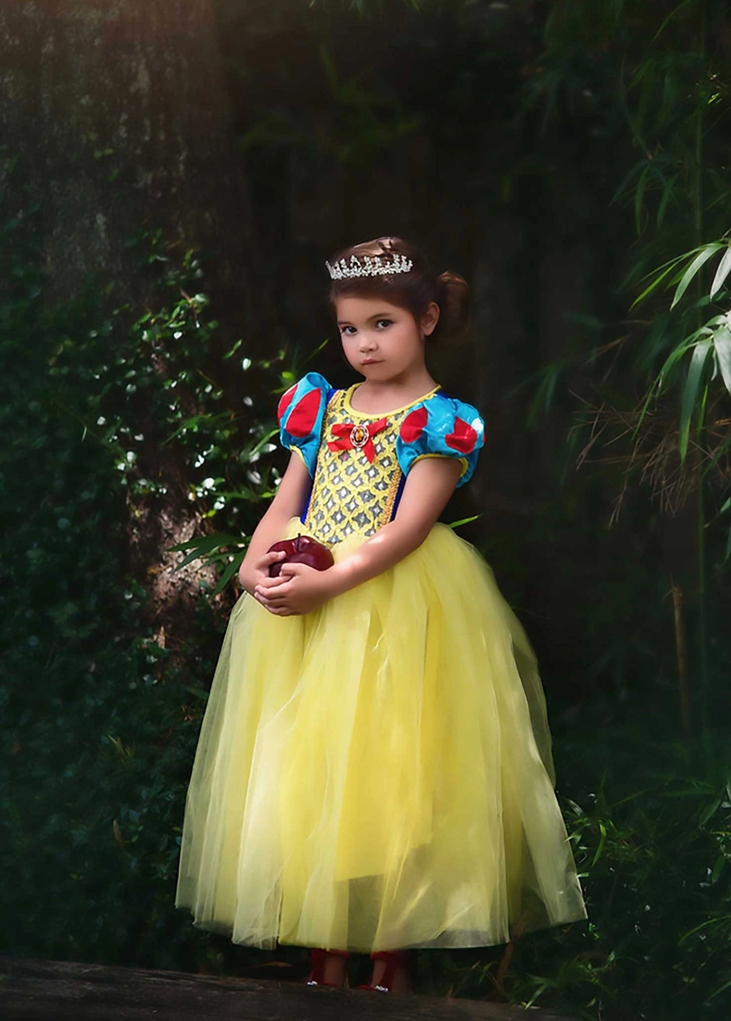 GENEVIEVE COSTUME 3 GENEVIEVE COSTUME